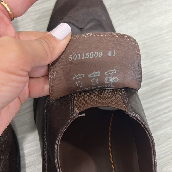 Hugo Boss • mens winged tip loafer leather dress shoes main image 5